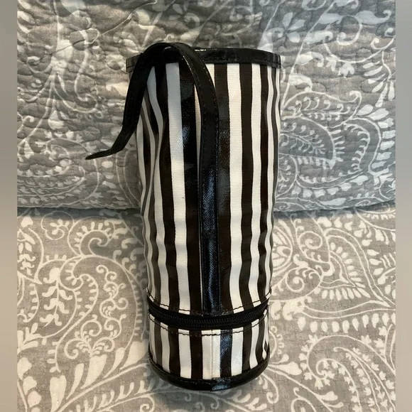 Henri Bendel Doggie Bag Pet Food Carrier
